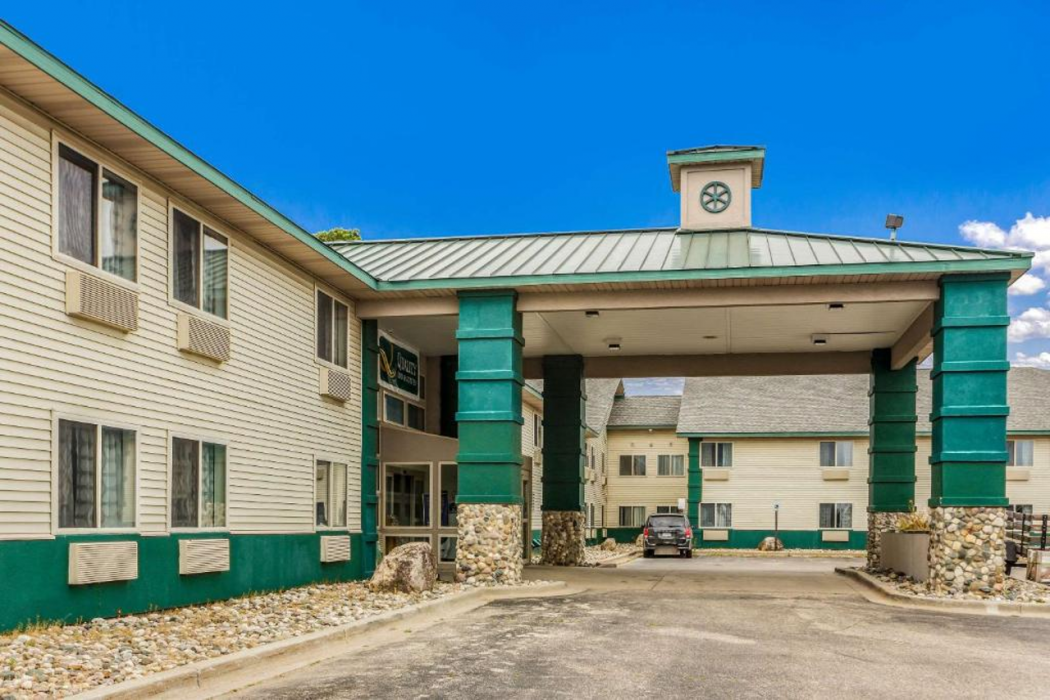 Quality Inn Clare 2/29