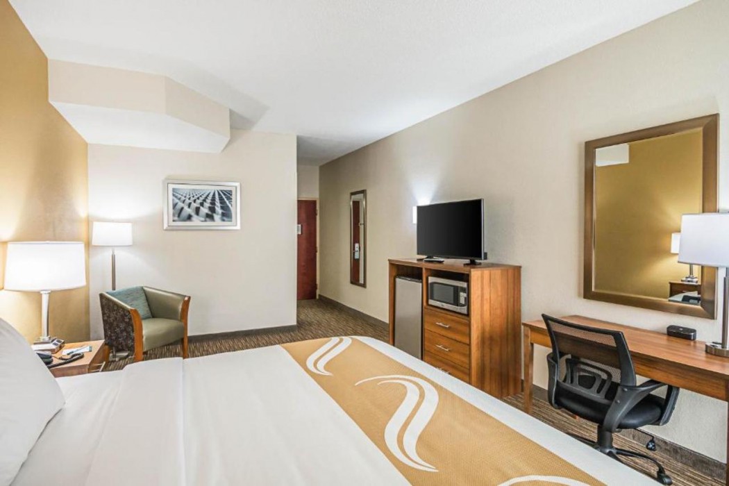 Quality Inn Berea, KY 12/32