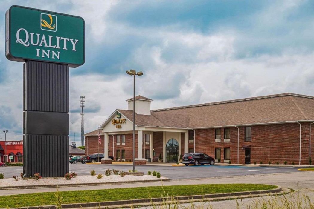 Quality Inn Berea, KY 2/32
