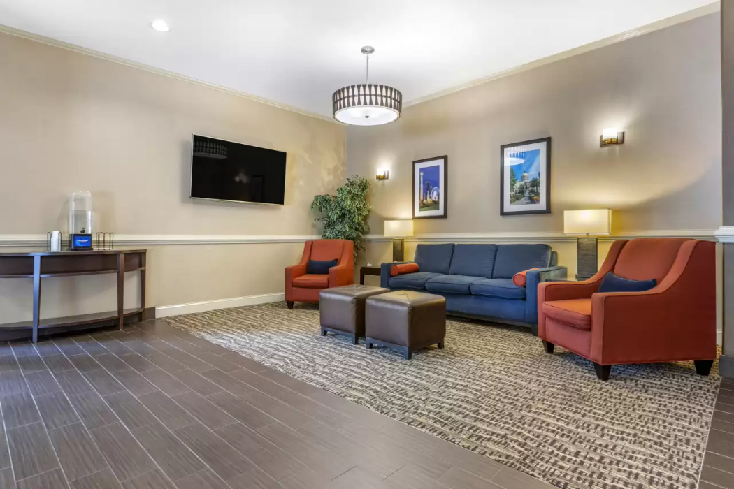 Comfort Inn & Suites Villa Rica, GA 18/47