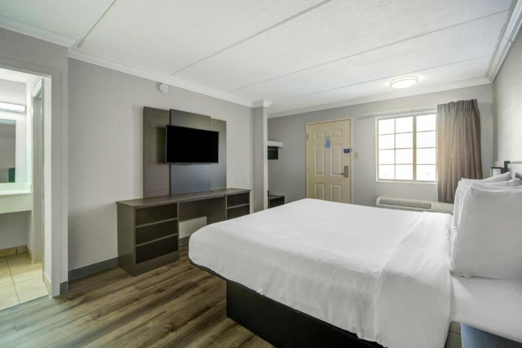 Motel6 San Antonio, TX – I-35 North Corridor 8/37