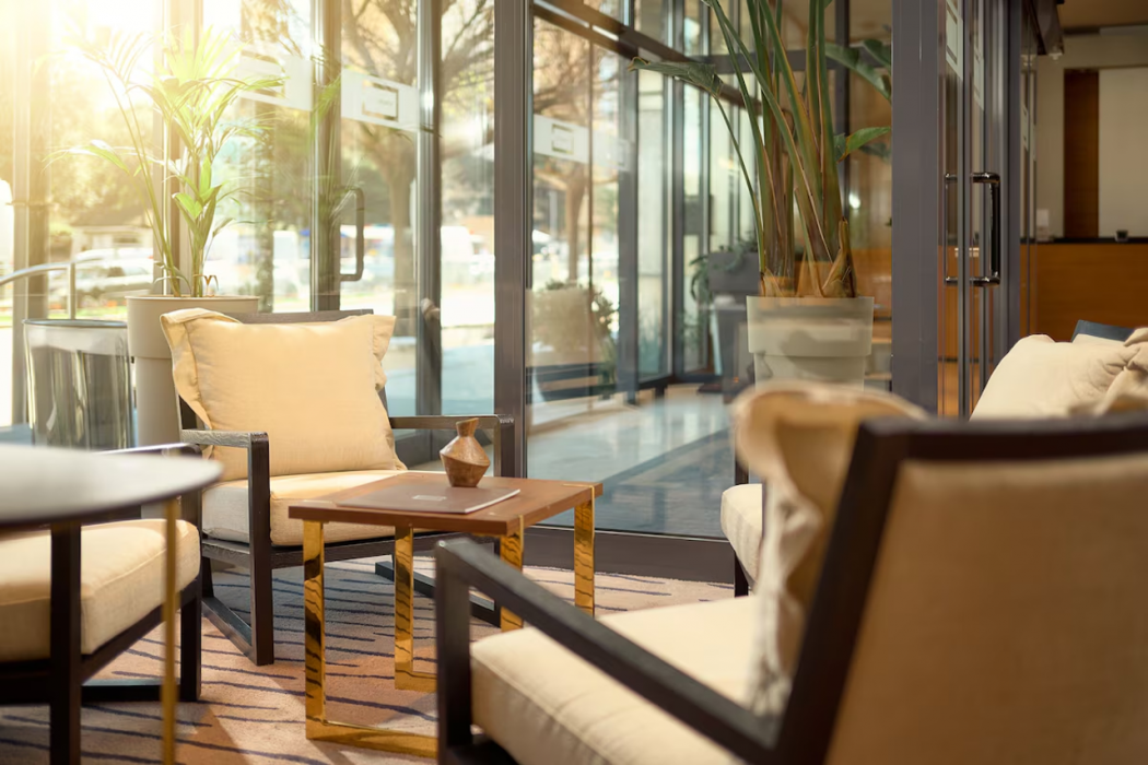 Atrium Hotel 19/78