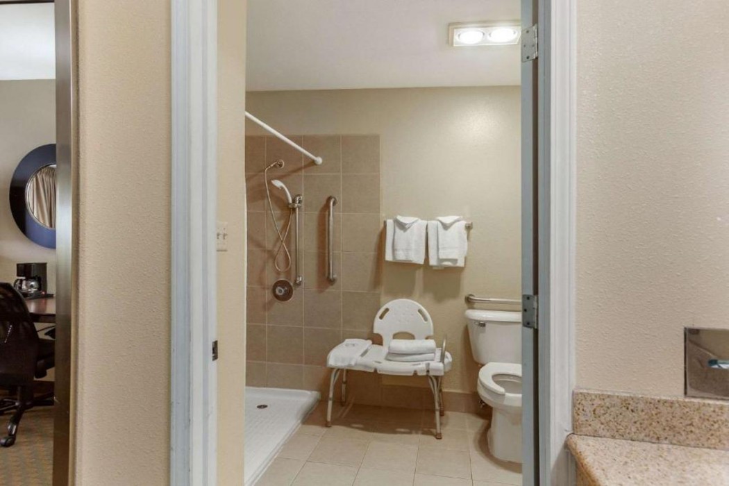 Quality Inn Ontario, OR 15/32