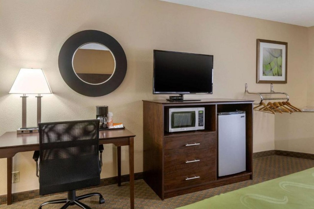 Quality Inn Ontario, OR 16/32