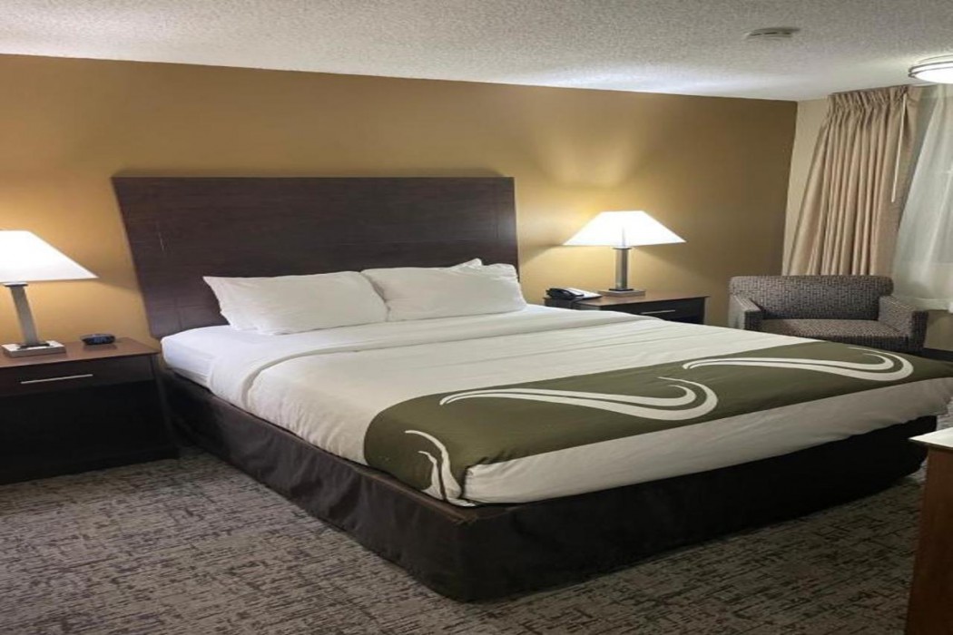 Quality Inn Ontario, OR 13/32