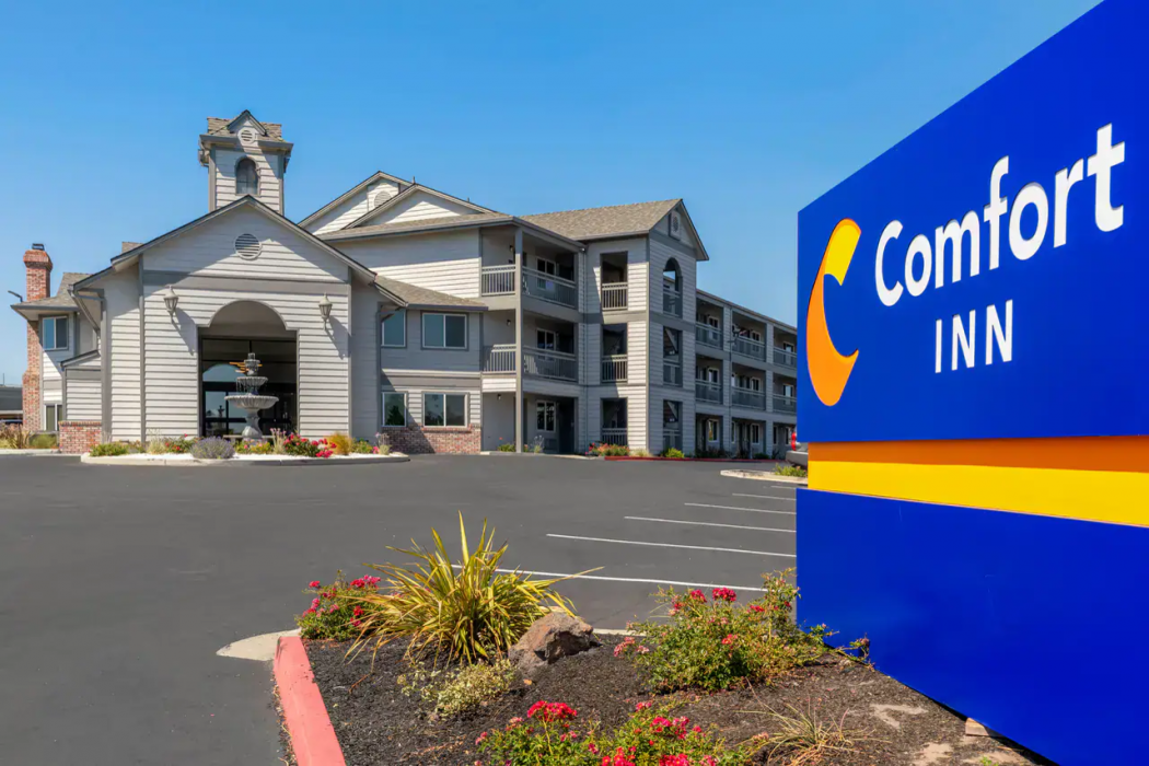 Comfort Inn Antioch - Century Plaza 2/32