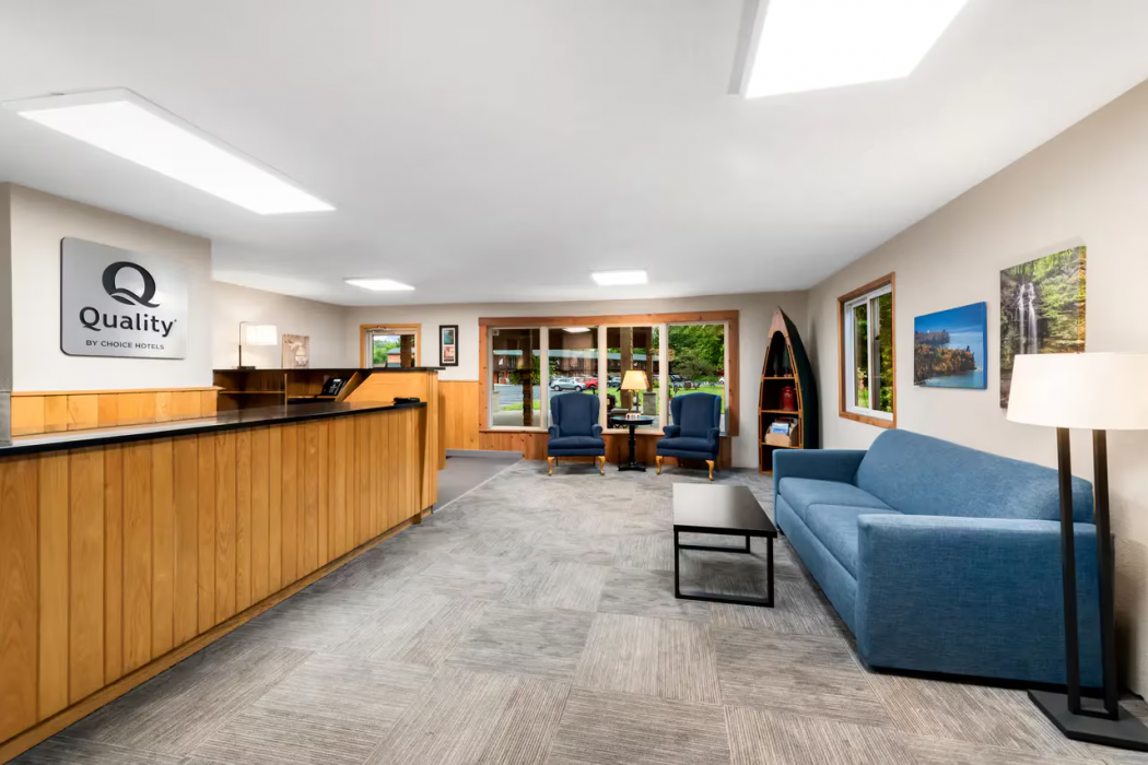 Quality Inn & Suites Munising Wetmore, MI 4/15