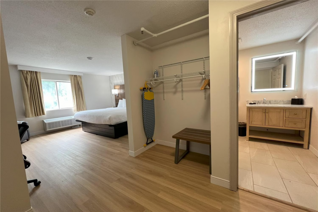 Baldwin Inn & Suites, SureStay Collection by Best Western 10/17
