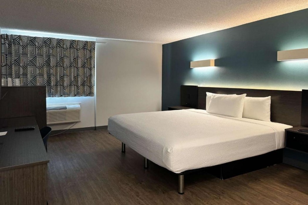 Motel6 Carson, CA 14/59