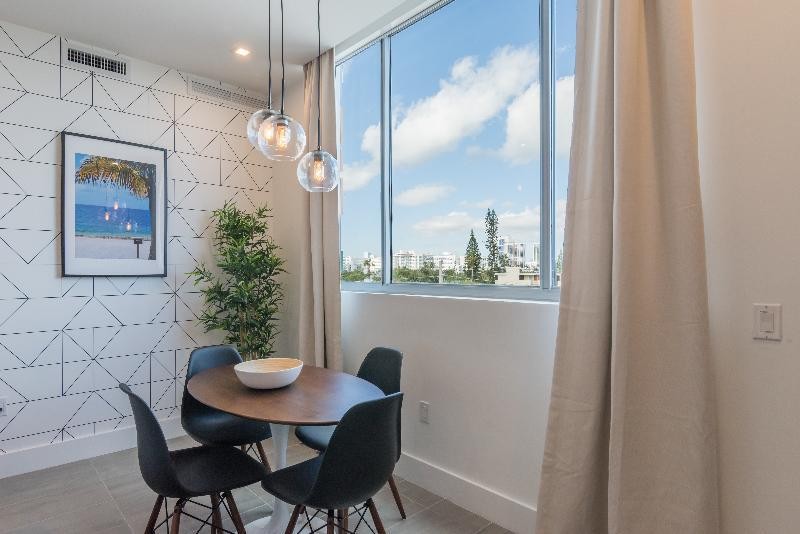 Vhc Luxury Apartments 33/67