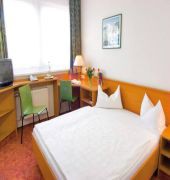Holiday Inn Express Dresden Zentrum, an IHG Hotel 8/55