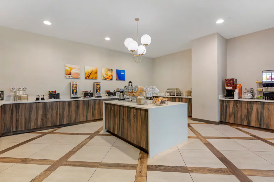 Comfort Inn & Suites Miami International Airport 26/26
