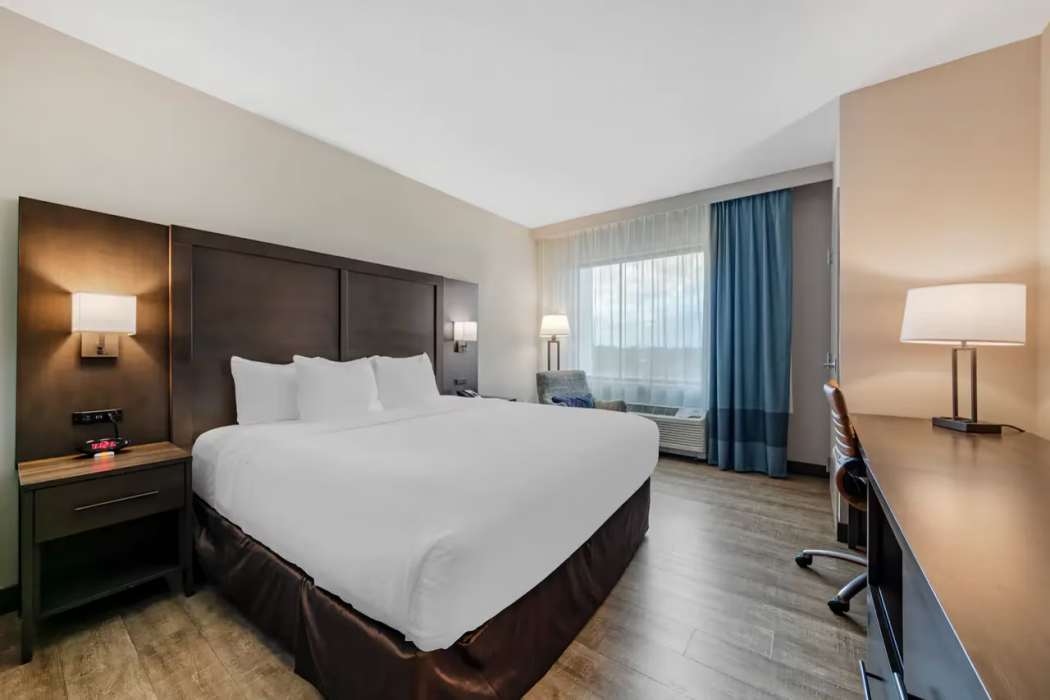 Comfort Inn & Suites Miami International Airport 15/26