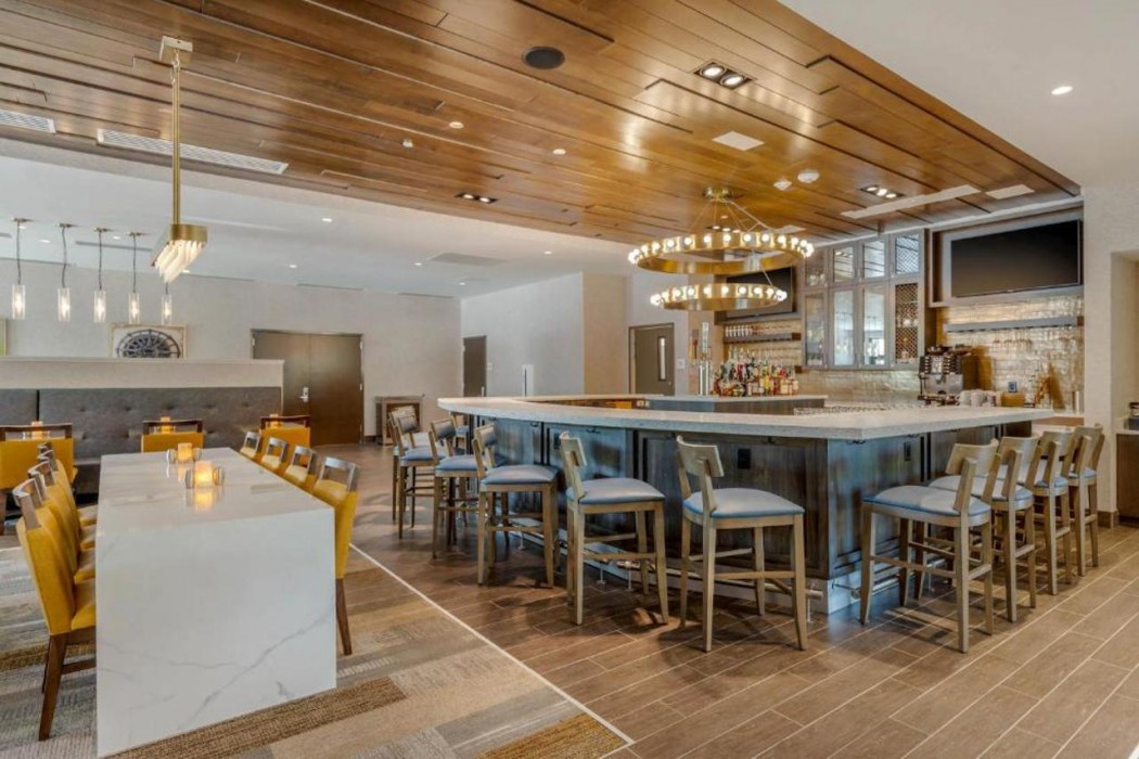 DoubleTree by Hilton Charleston Riverview 6/20