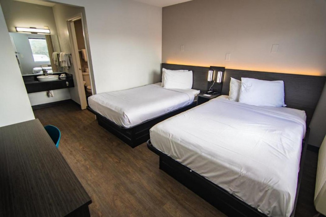 Motel6 Lakeland, FL 10/49