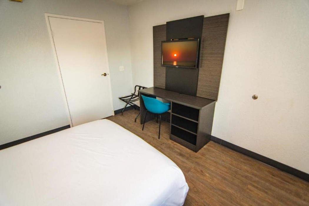 Motel6 Lakeland, FL 14/49