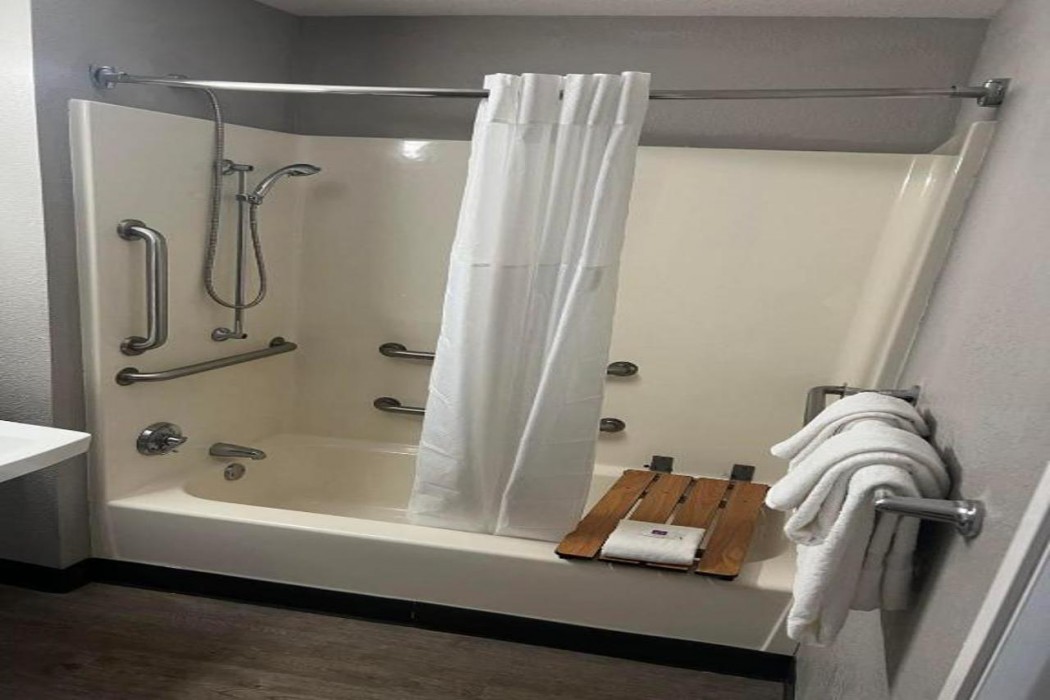 Motel6 Lakeland, FL 15/49