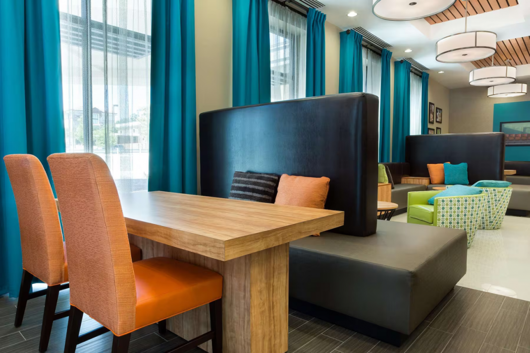 Heritage Inn Suites San Antonio Airpt, Trademark by Wyndham 8/60