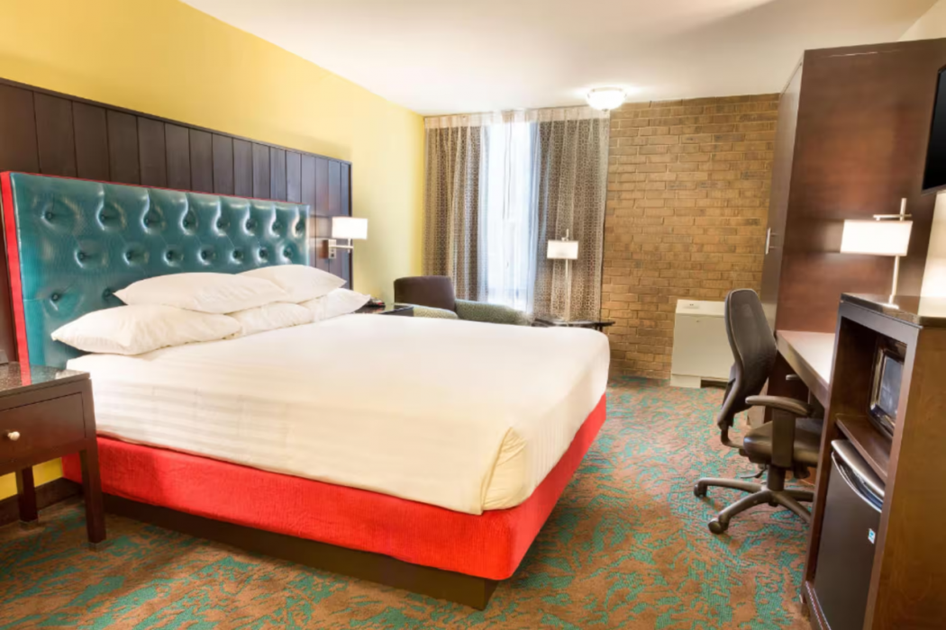 Heritage Inn Suites San Antonio Airpt, Trademark by Wyndham 15/60