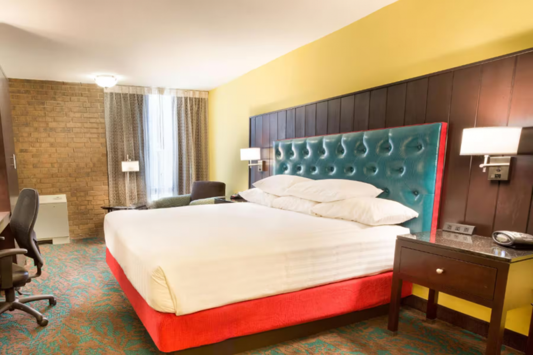 Heritage Inn Suites San Antonio Airpt, Trademark by Wyndham 13/60