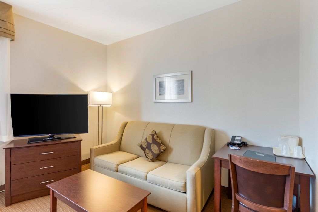 MainStay Suites Near Denver Downtown 24/73