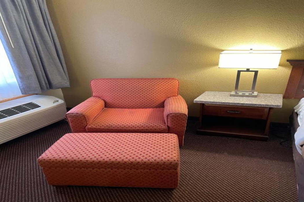 Clarion Inn I-94 near Expo Center 7/25
