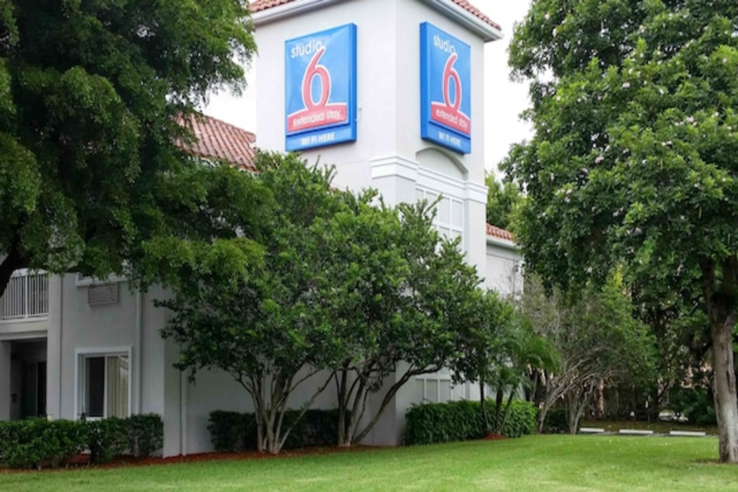 Studio 6 Extended Stay - West Palm Beach, FL in WEST PALM BEACH - FL