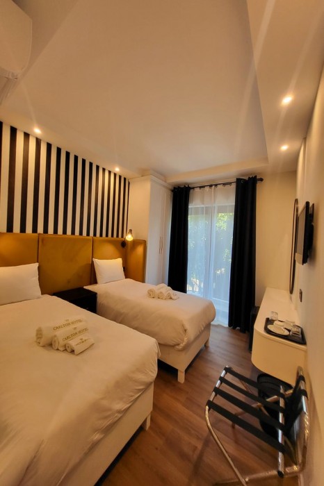 Carlton Hotel Malta 16/28