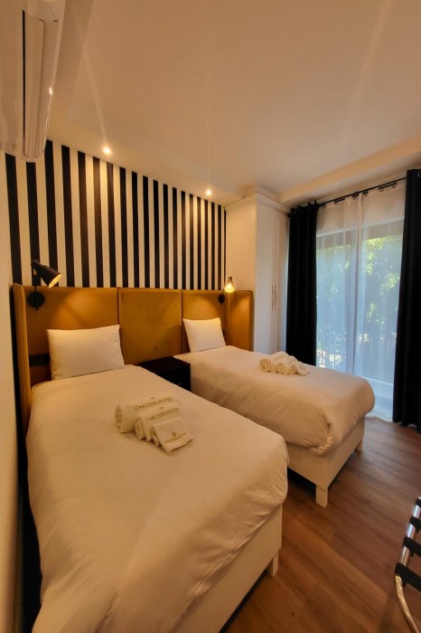Carlton Hotel Malta 14/28