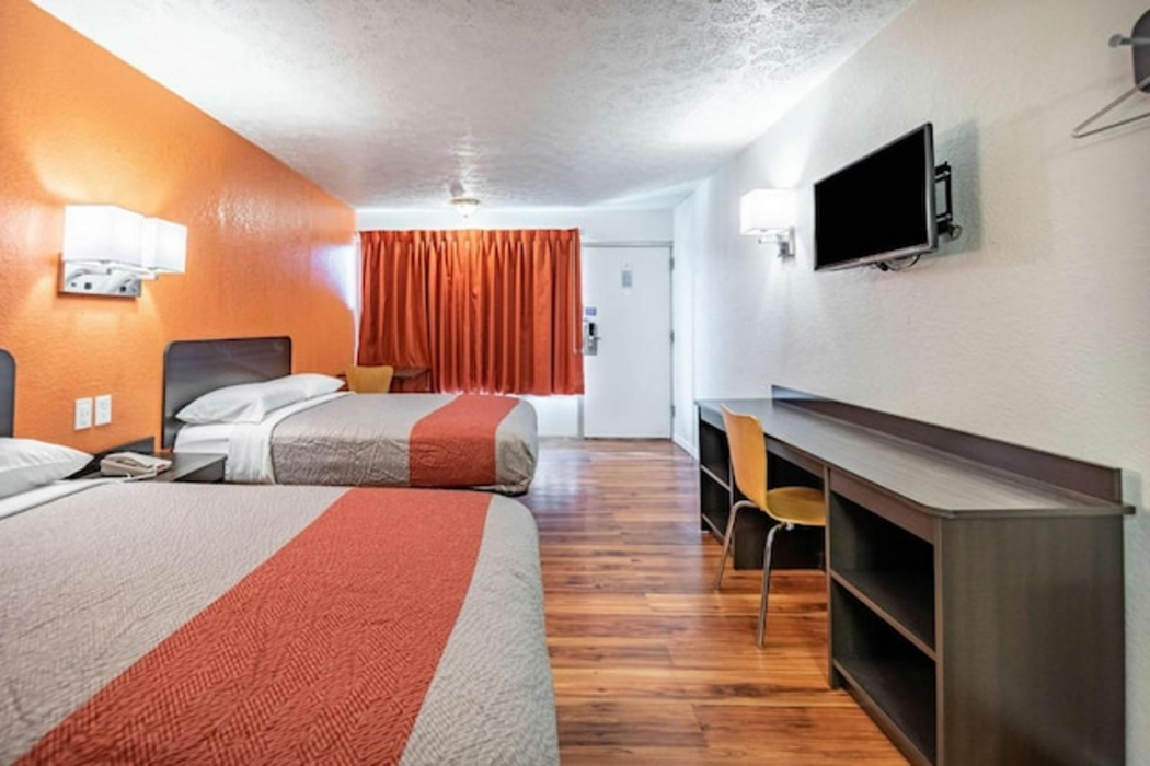 Relax Inn by OYO Columbus OH I 70 15/60