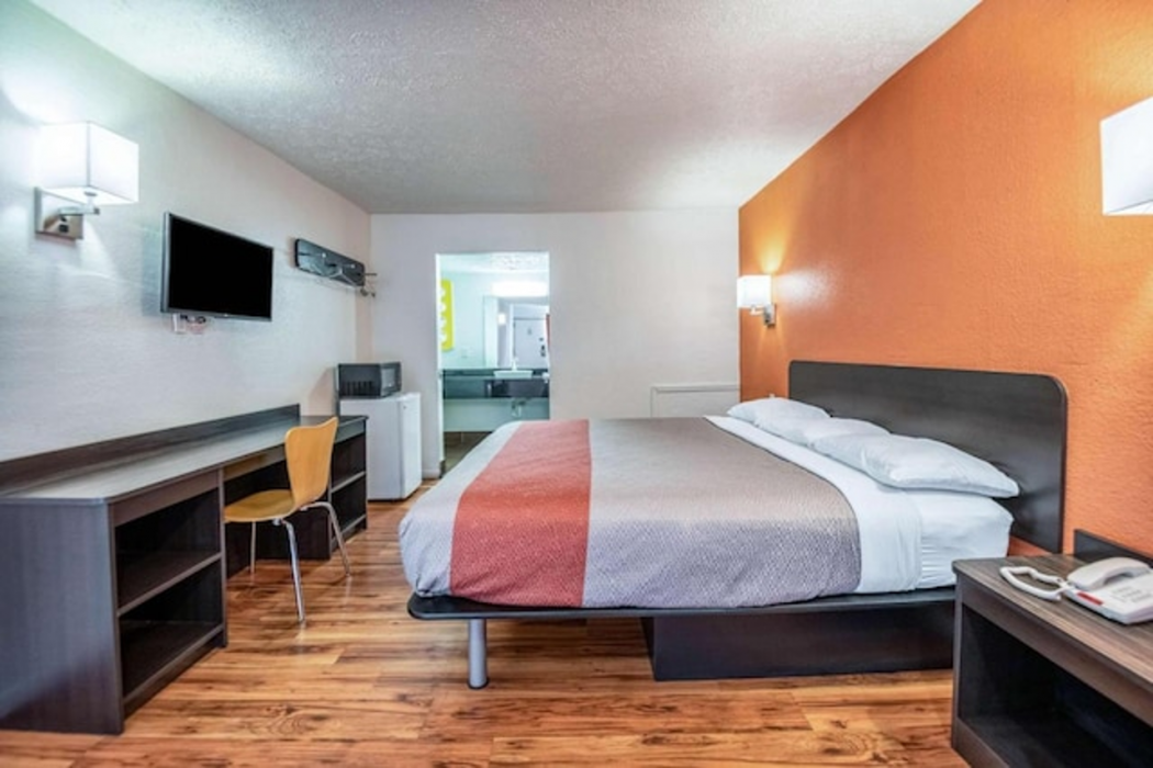 Relax Inn by OYO Columbus OH I 70 11/60