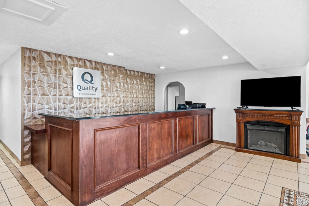 Quality Inn Plainview 6/36