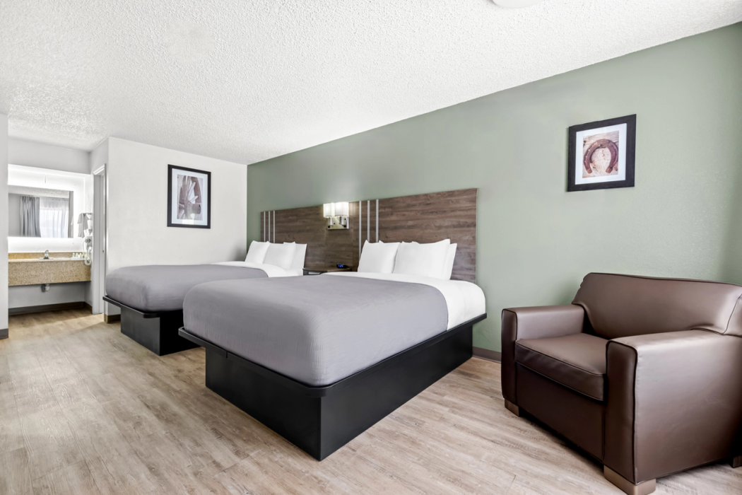 Quality Inn Plainview 18/36