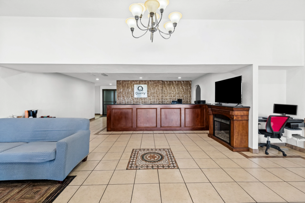 Quality Inn Plainview 7/36