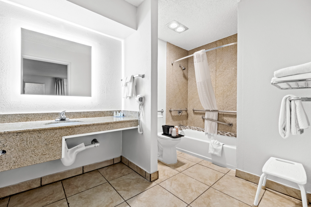 Quality Inn Plainview 25/36