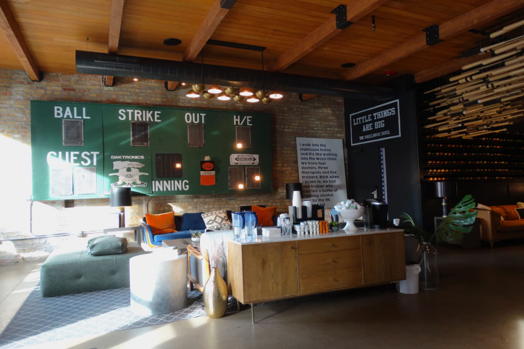 Lobby at The Chicago Hotel Collection - Wrigleyville, CHICAGO - IL