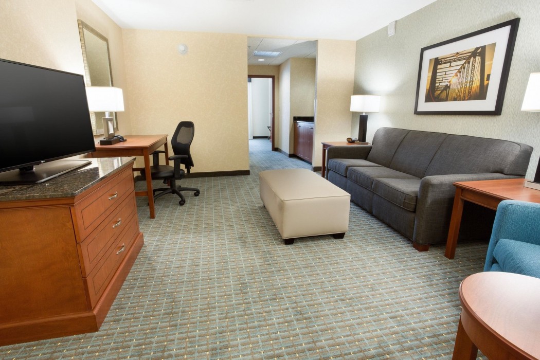 Drury Inn And Suites Grand Rapids 33/77