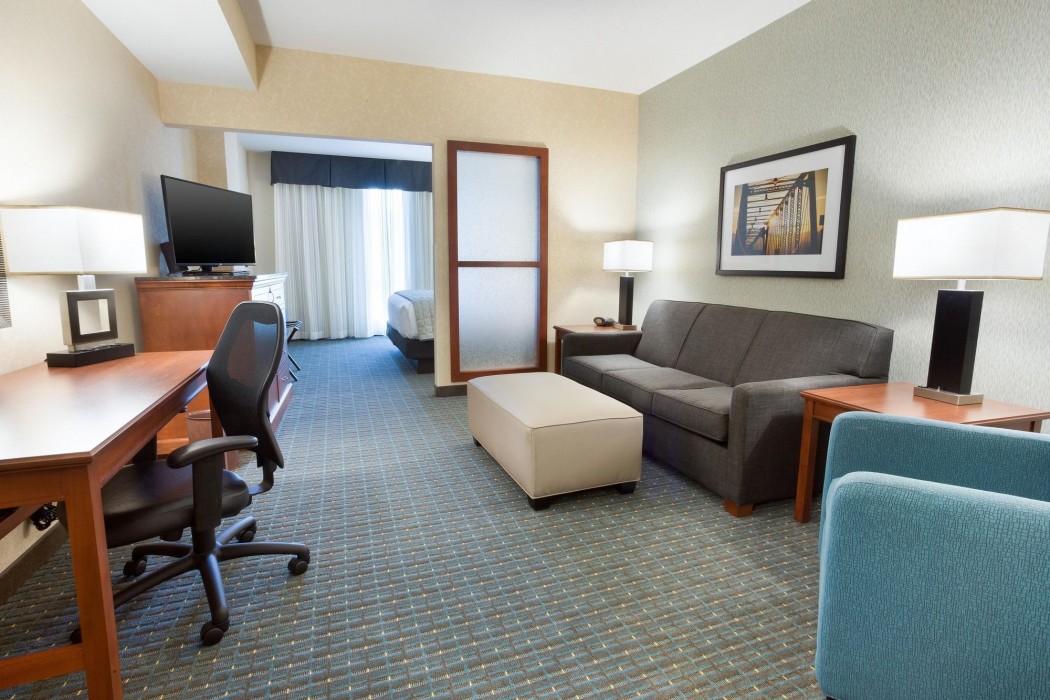 Drury Inn And Suites Grand Rapids 23/77