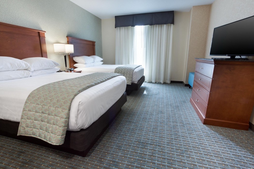 Drury Inn And Suites Grand Rapids 22/77