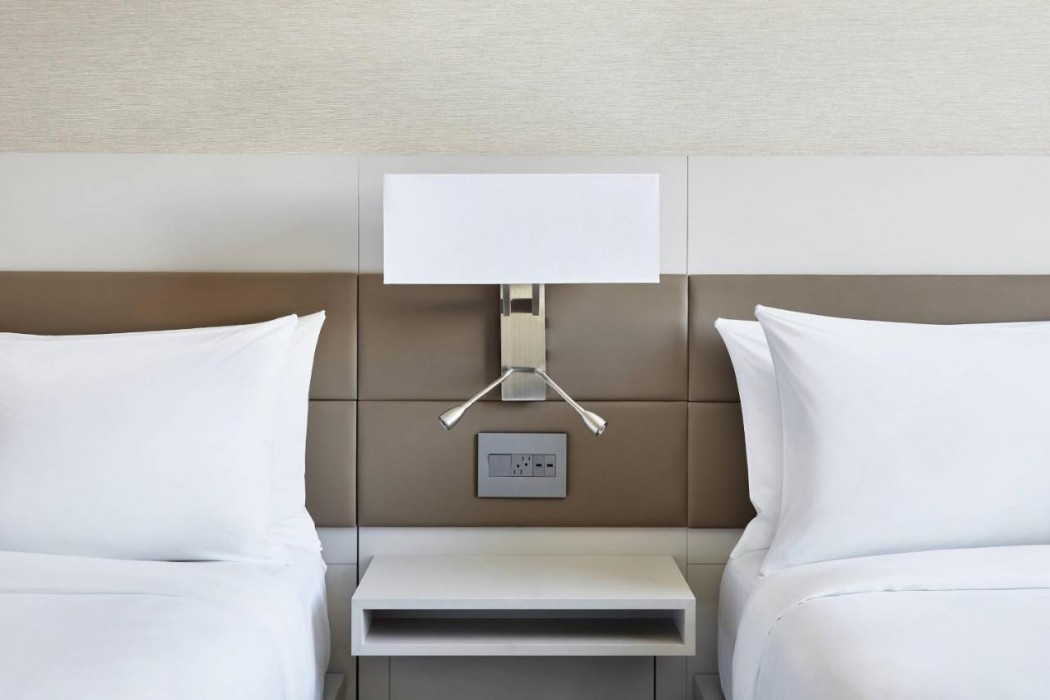 AC Hotel by Marriott Los Angeles South Bay 6/48