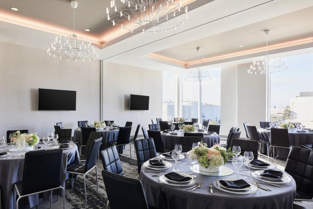 AC Hotel by Marriott Los Angeles South Bay 13/48