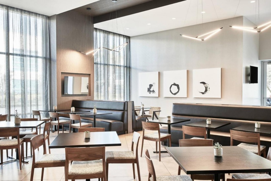AC Hotel by Marriott Los Angeles South Bay 17/48