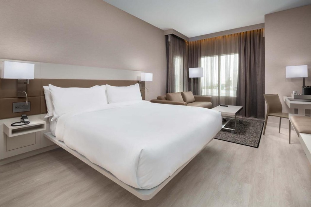 AC Hotel by Marriott Los Angeles South Bay 7/48