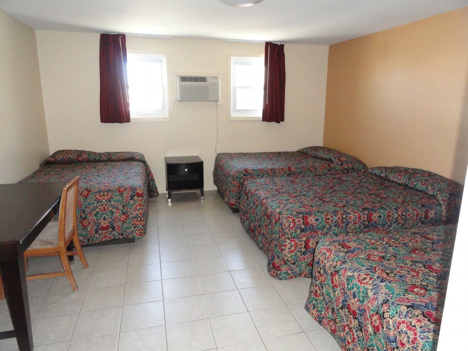 Anchor Motel 40/100