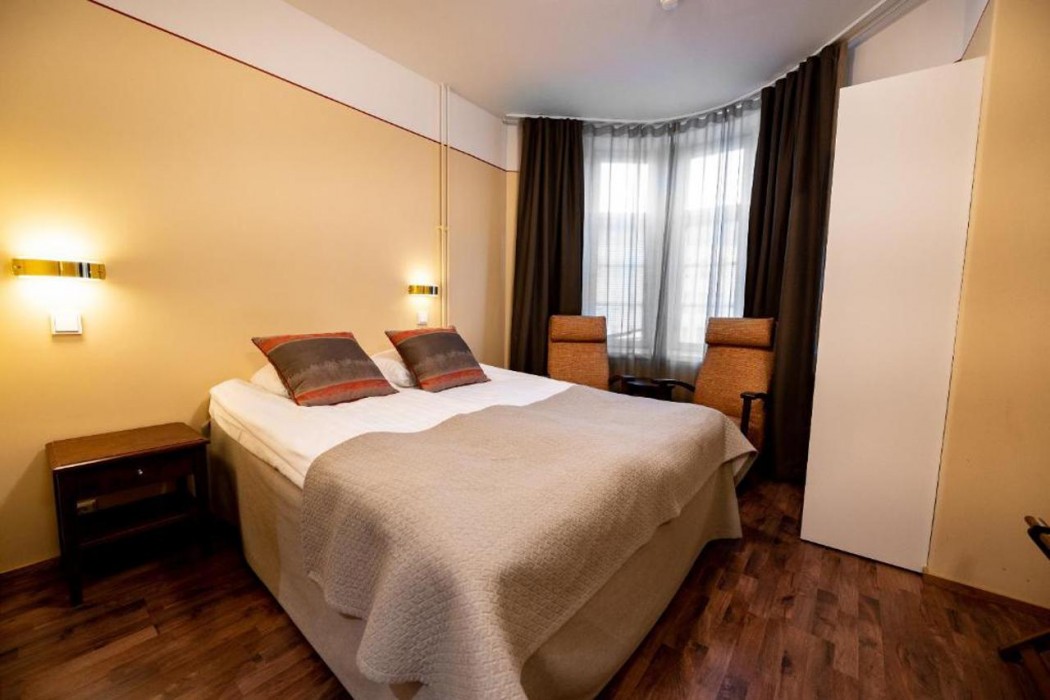Arthur Hotel 13/65