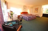 Magnuson Hotel Lenox 15/62