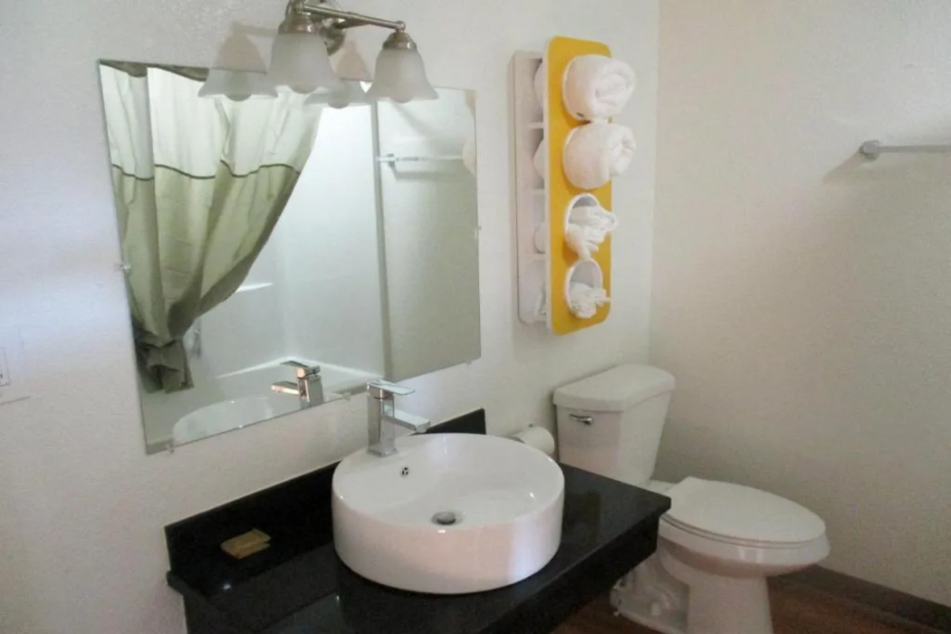 Motel6 Prairie Du Chien, WI 8/45