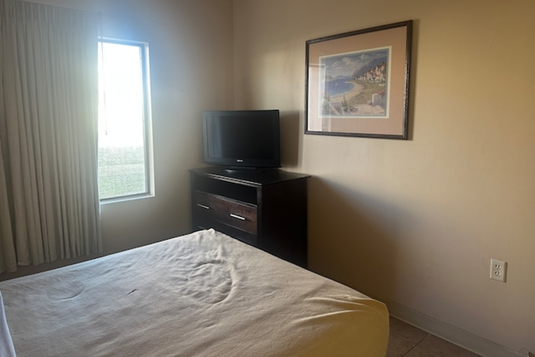 Guest Cottage & Suites 9/60