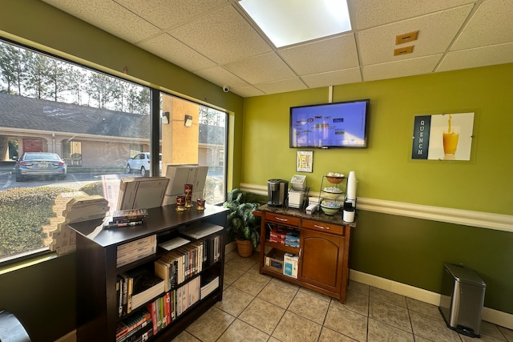 Guest Cottage & Suites 5/60