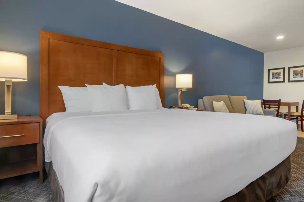 Comfort Inn & Suites Beaver - Interstate 15 North 6/33